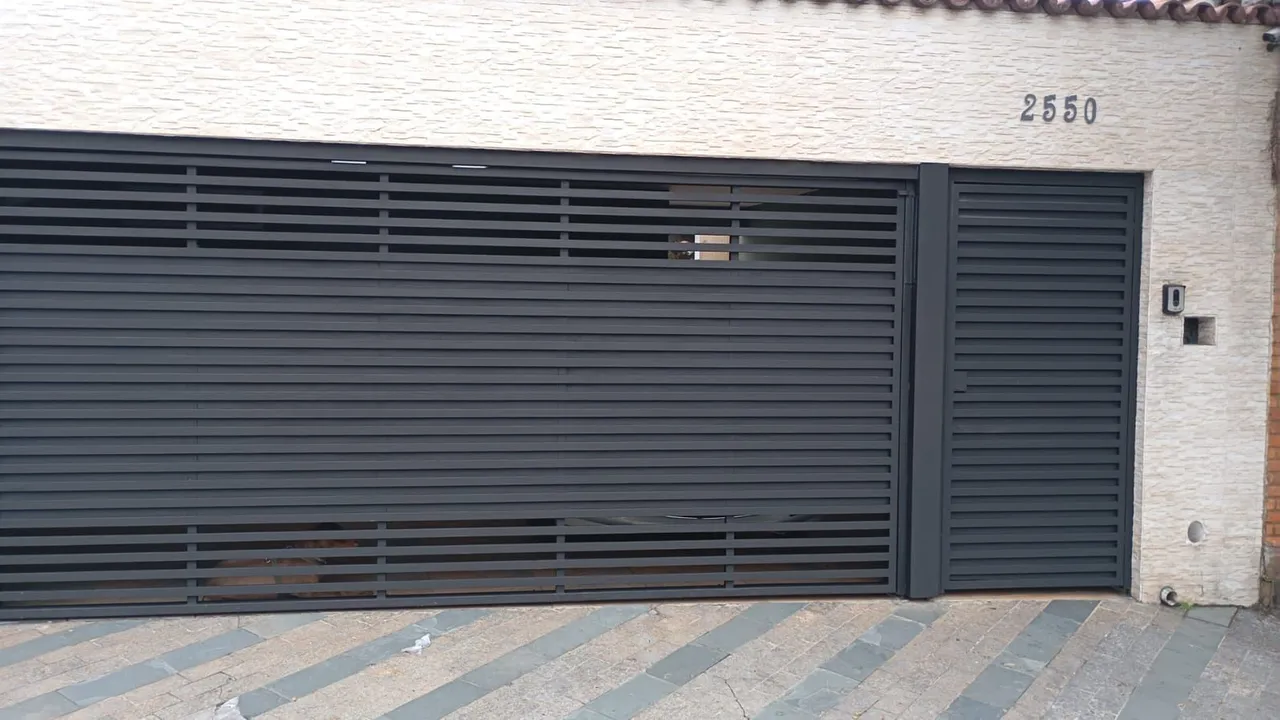 PINTURA DE PORTÃO