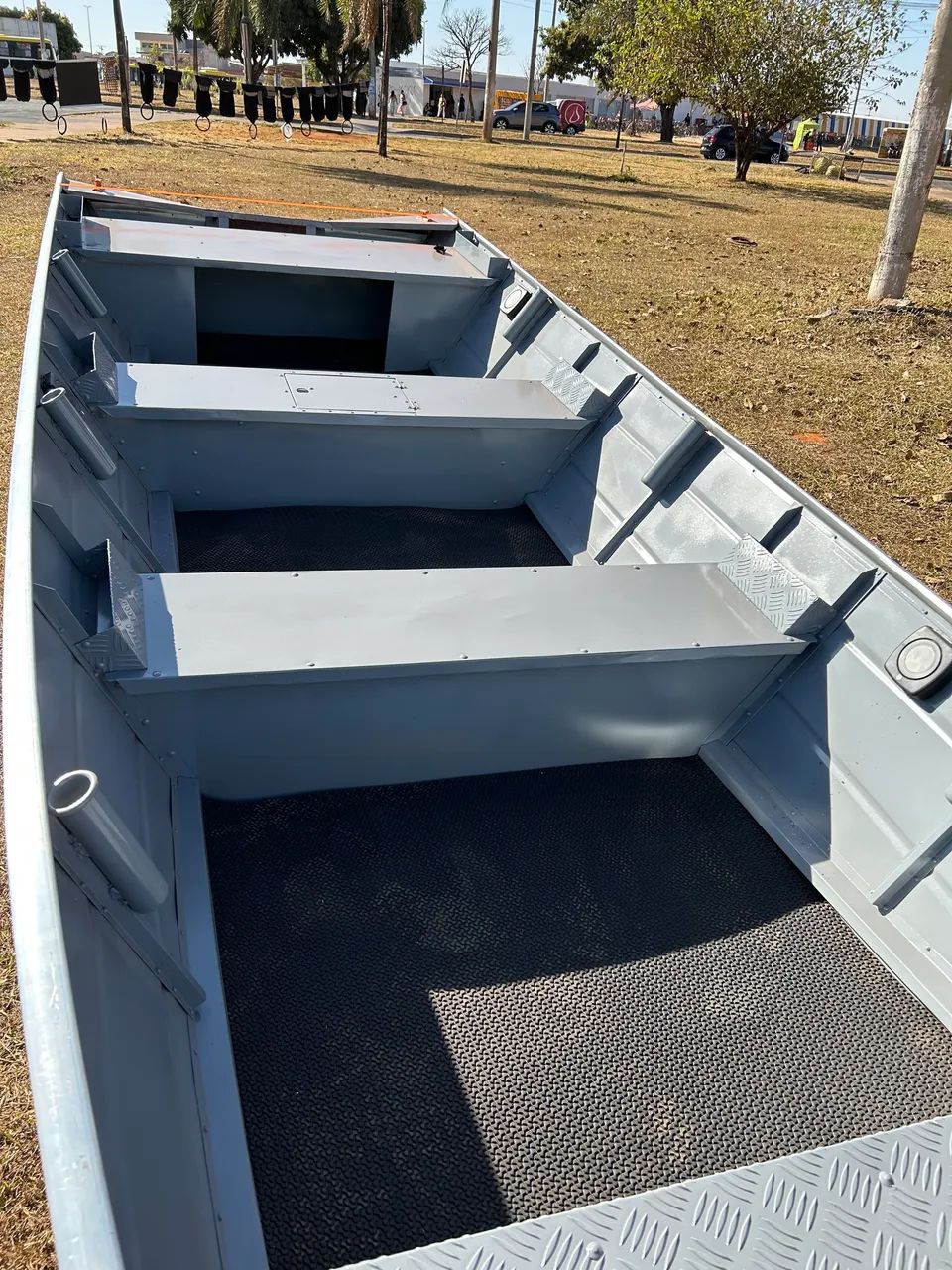 Kit  Barco de Alumínio , canoa + carretinha - Foto 4