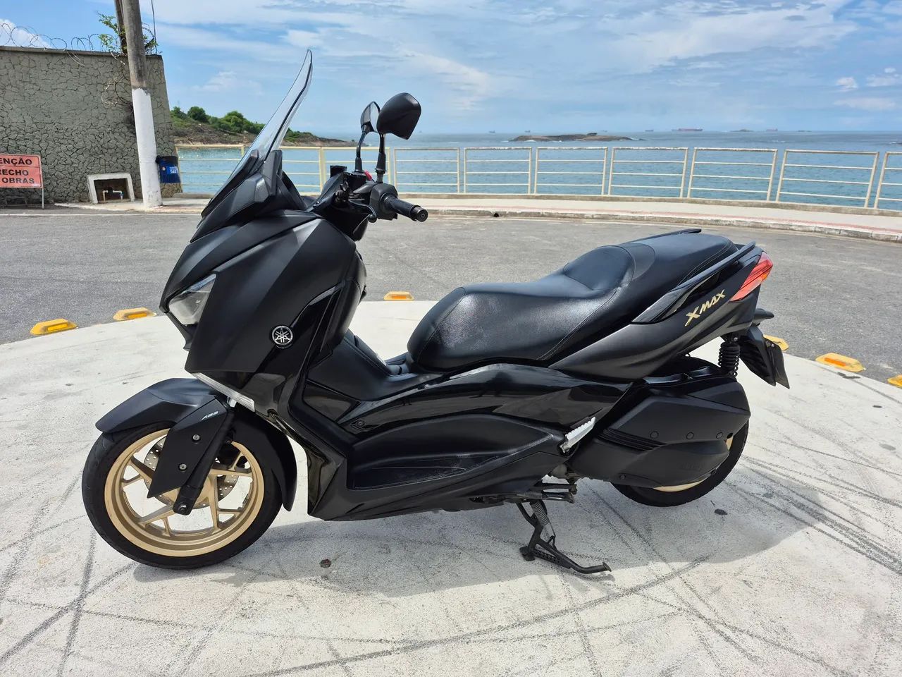 YAMAHA XMAX 250 ABS - Foto 6