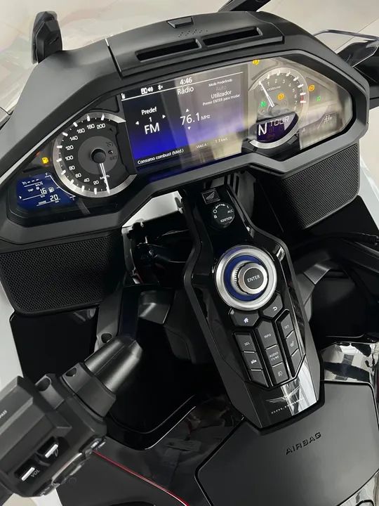 Moto Honda - Gold Wing Tour - Foto 4