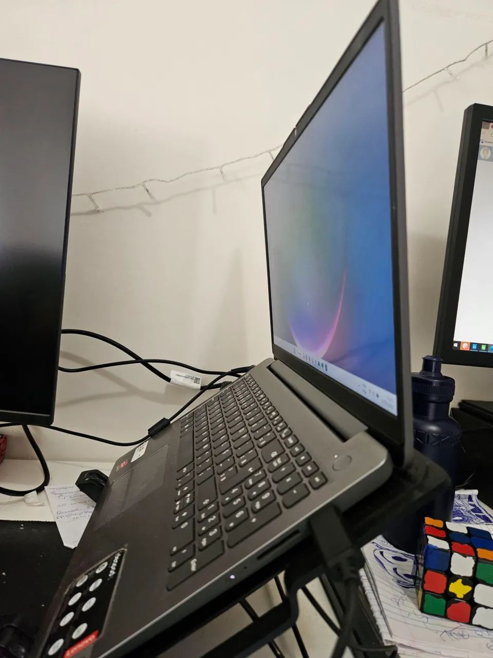 Notebook Lenovo IdeaPad 3 Ryzen 7 5700U | 20GB RAM | SSD 512 GB  - Foto 3