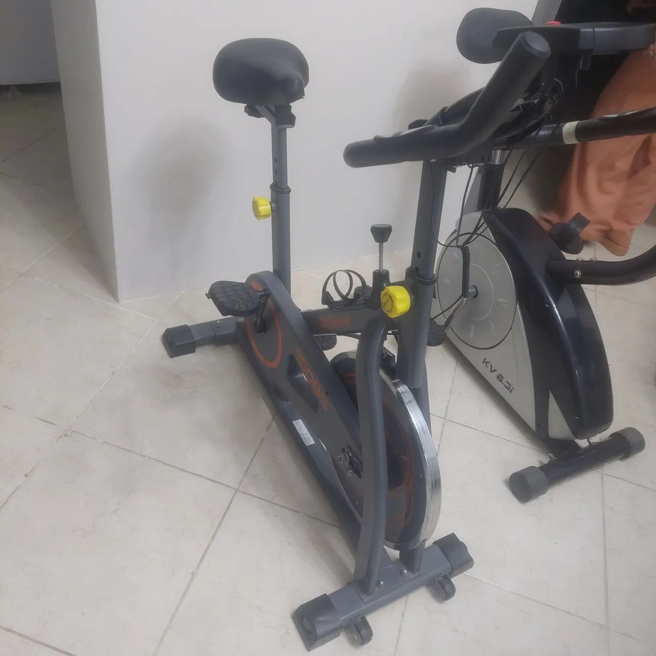 Bicicleta Ergométrica - Academia em Casa