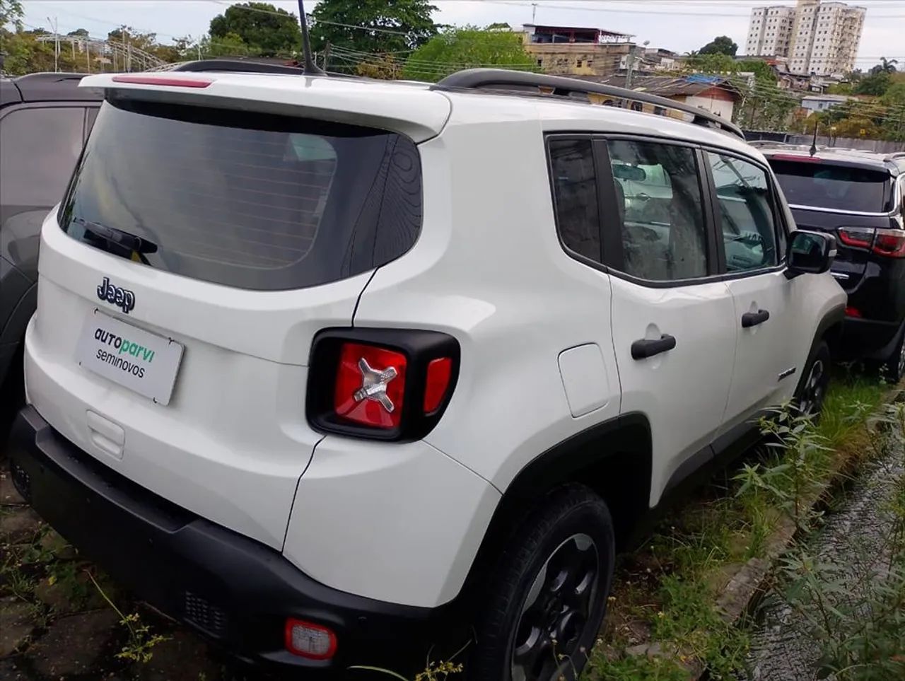 JEEP RENEGADE 1.8 16V FLEX 4P AUTOMÁTICO - Foto 3