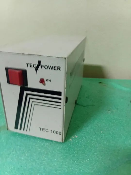 Old Tec Power Tec 1000 Voltage Stabilizer64751037521281121