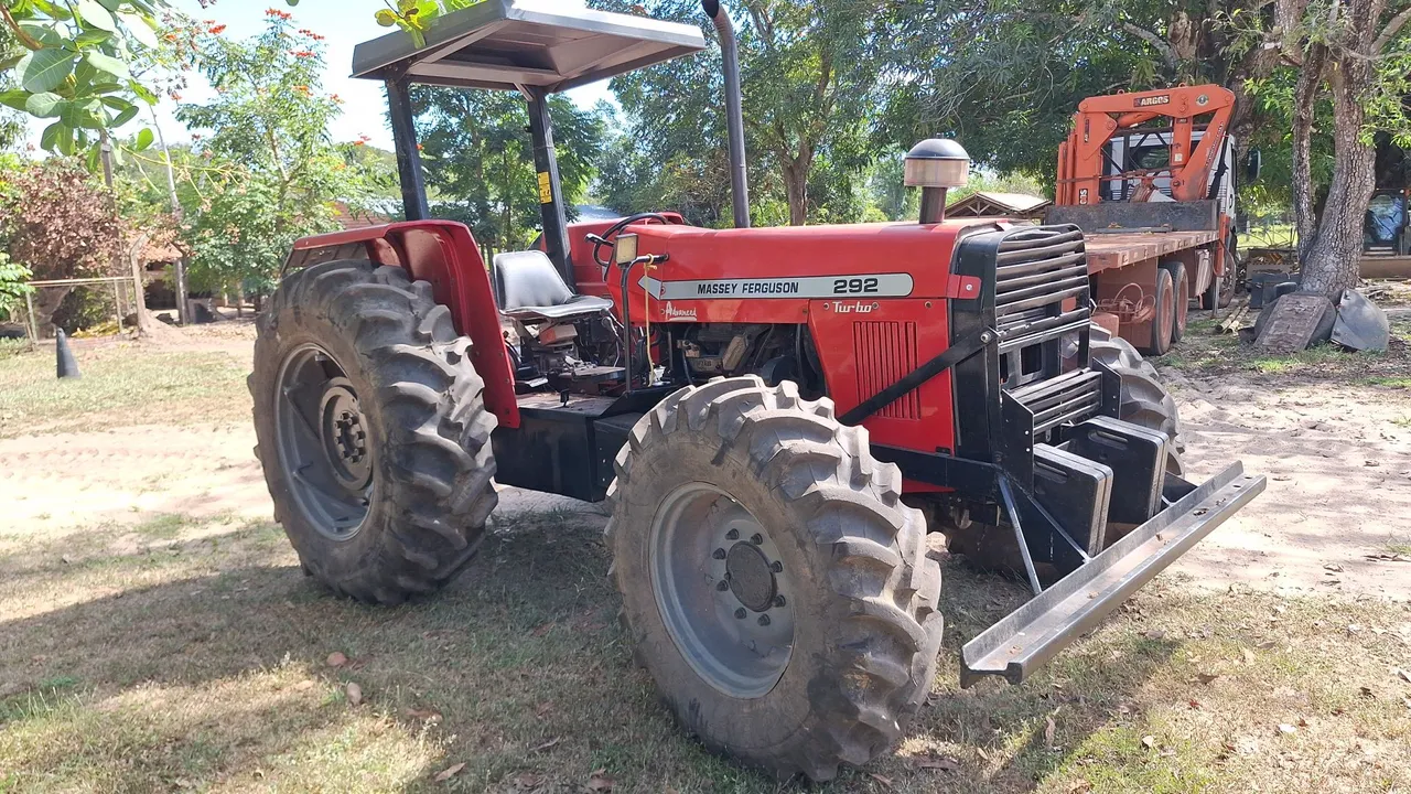 Trator Massey Ferguson 292 Turbo - Ótimo estado!