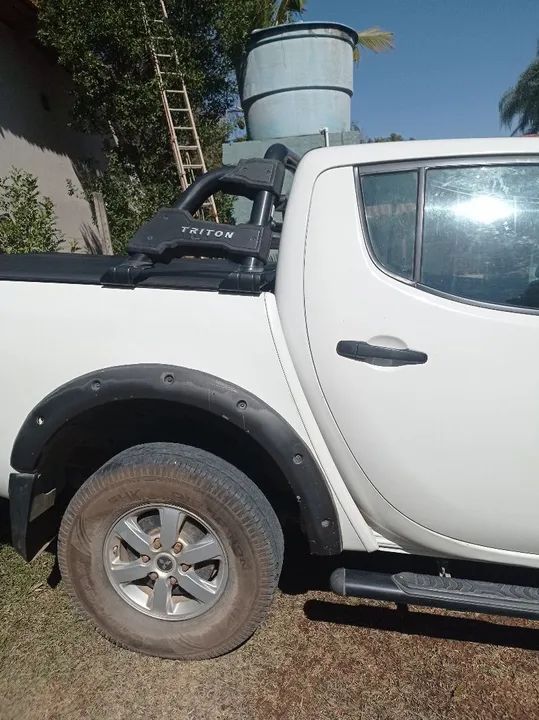 L200 Triton  - Foto 5