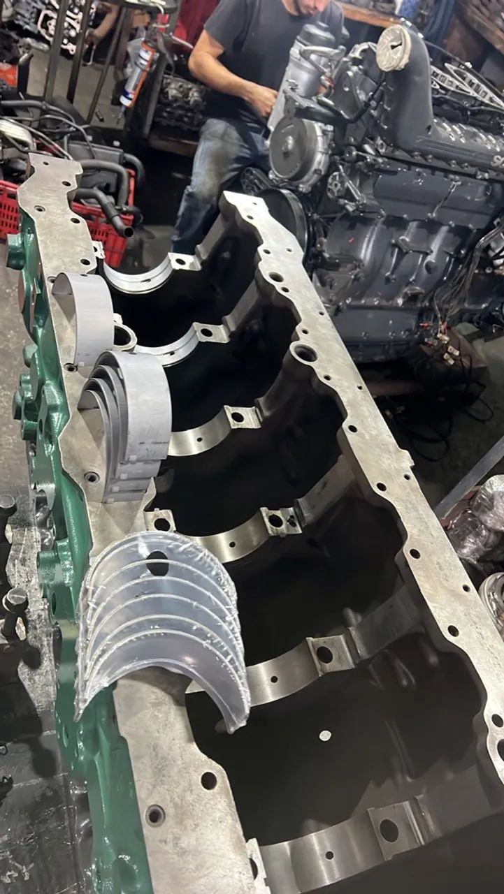 motor parcial volvo fh D13 