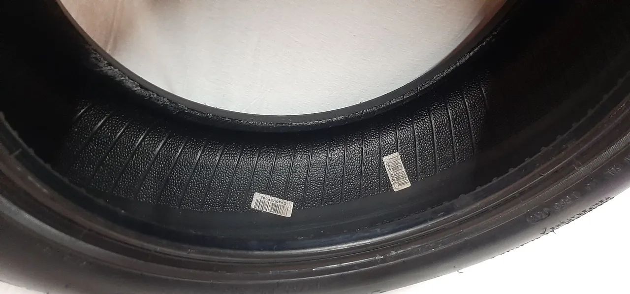 Pneu Pirelli Aro 15 Cinturauto 185/60r15 88H(semi novo) - Foto 4
