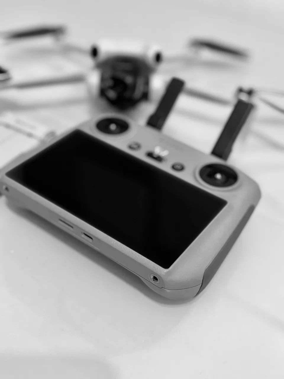 Drone Mini 4 Pro - controle com tela - Foto 2