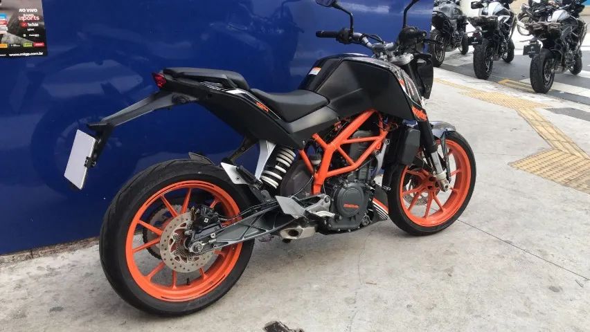 KTM DUKE 390 ABS ANO 2017 REVISADA - Foto 5