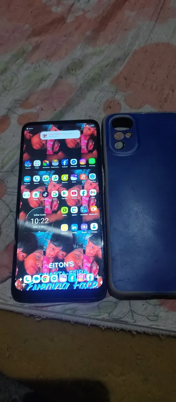 Vendo um moto G22 , câmera boa , memória 128 gigas