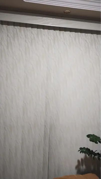 Cortina Persiana Vertical Blackout com trilho