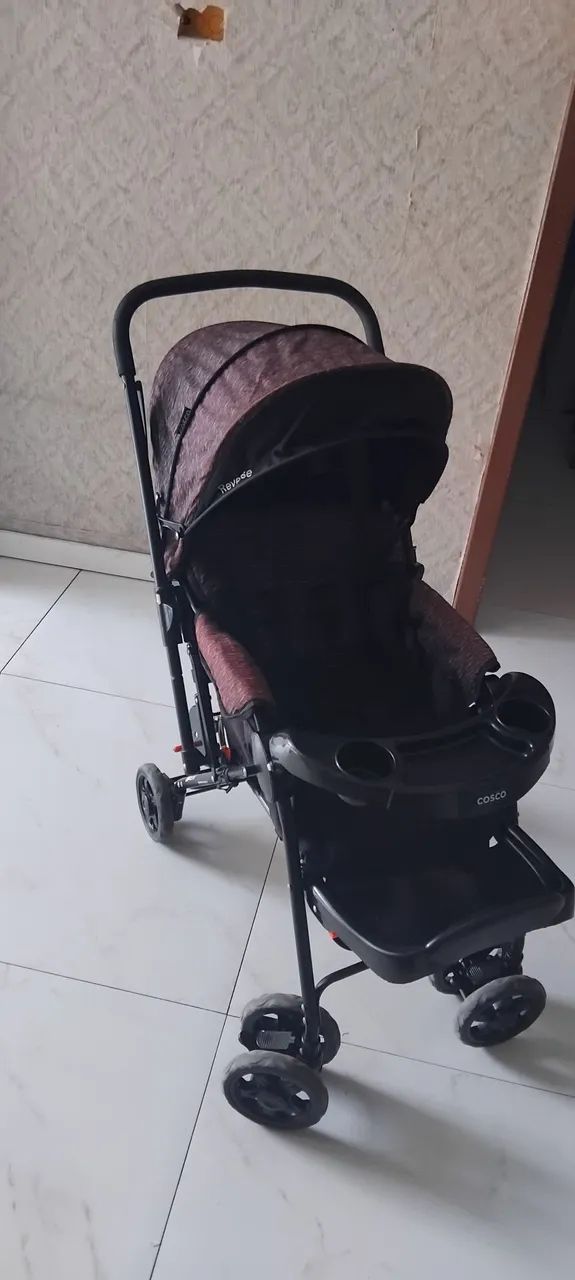 Vendo carrinho de bebe cosco - Foto 2