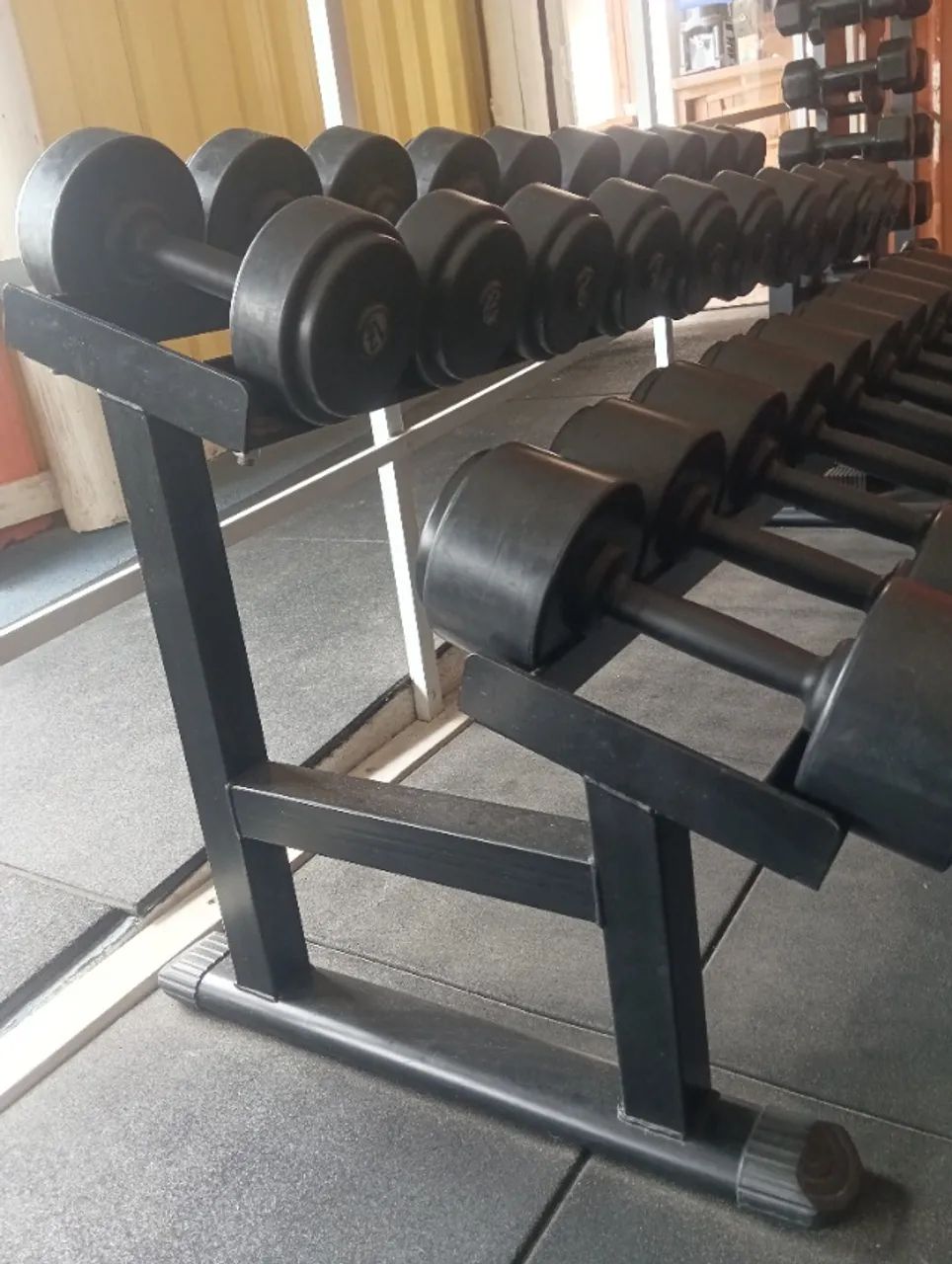 Estante de Dumbell injetado 12kg ao 30kg  - Foto 2