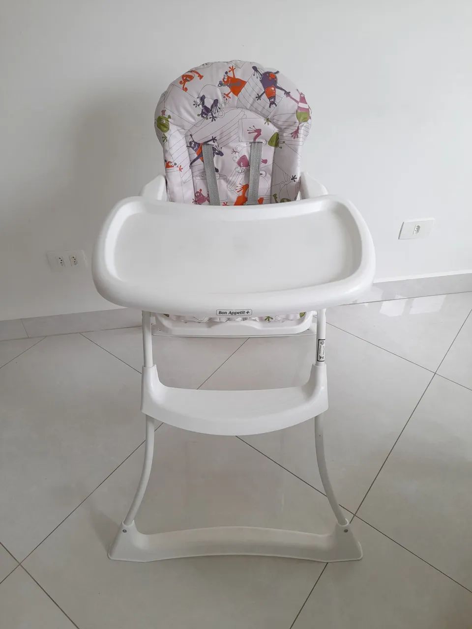 Cadeirão para Refeição Burigotto Bon Appetit+ Monstrinhos (Usado)