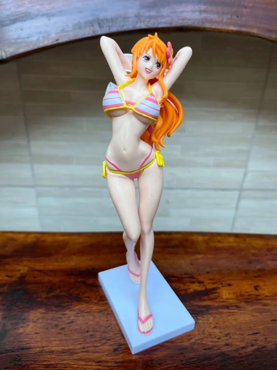 Action Figure One Piece - Nami 21cm - Foto 3