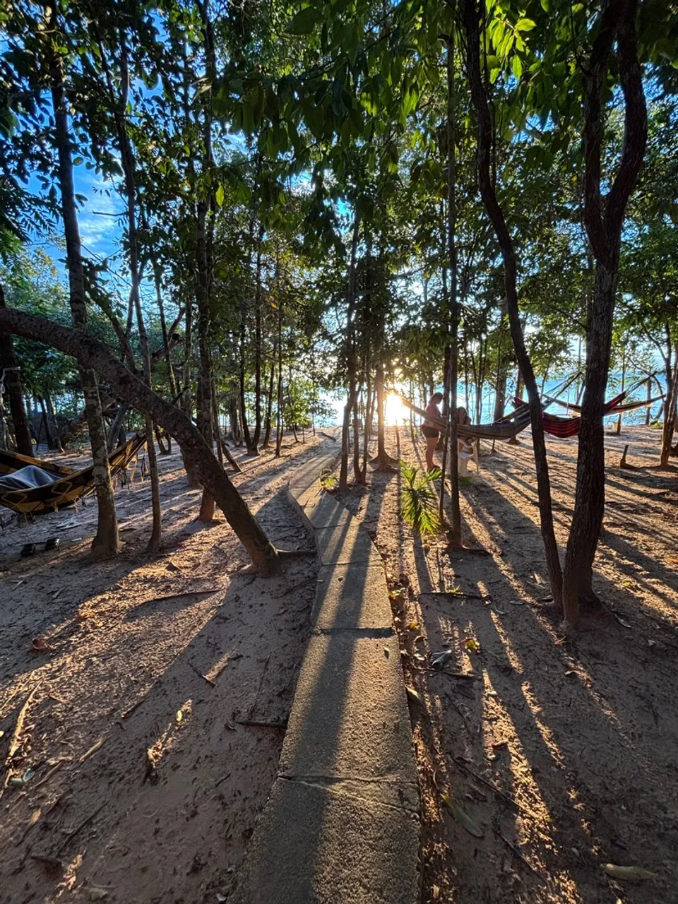 chácara na beira do lago