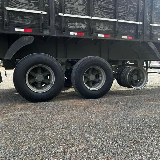 Carreta Ls Guerra Grade Baixa Ano 2013 14.00m - Foto 11