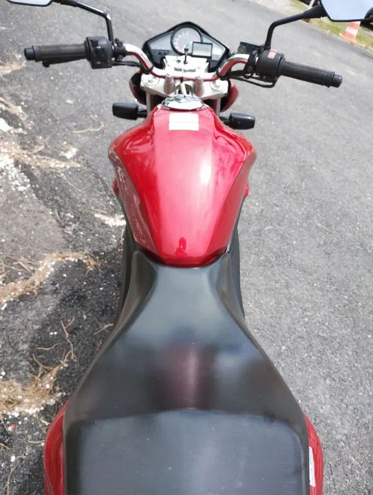 Honda CB 300r - Vermelha - Impecável - Foto 5