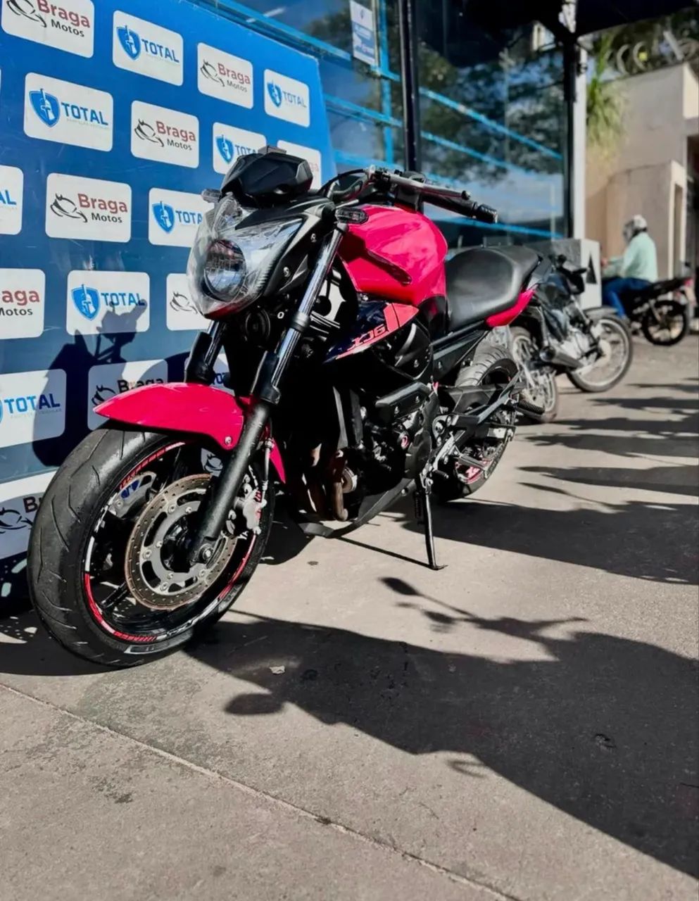 XJ6