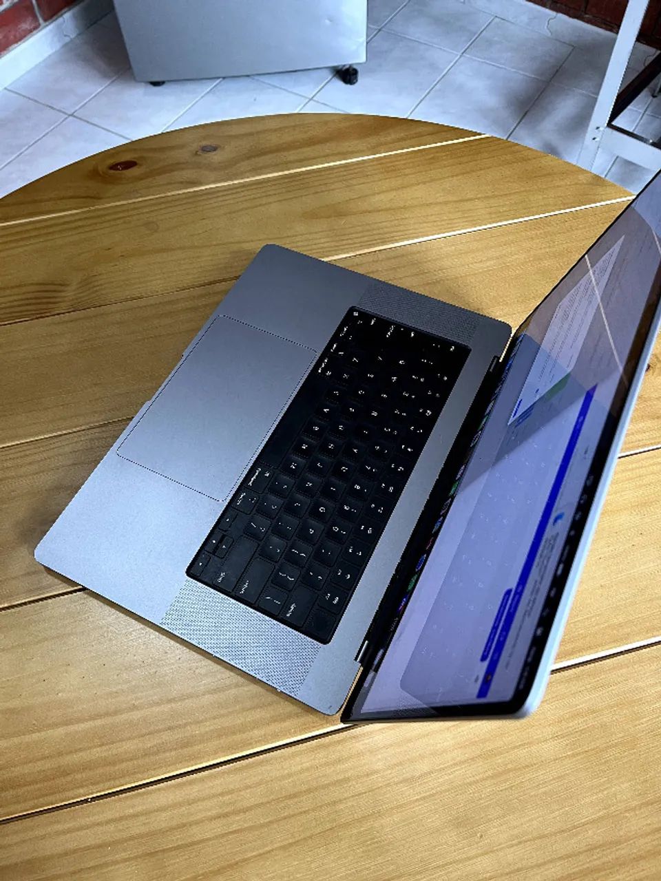 MacBook Pro 16 M1 Pro (2021) 16GB RAM 512GB SSD - Notebooks
