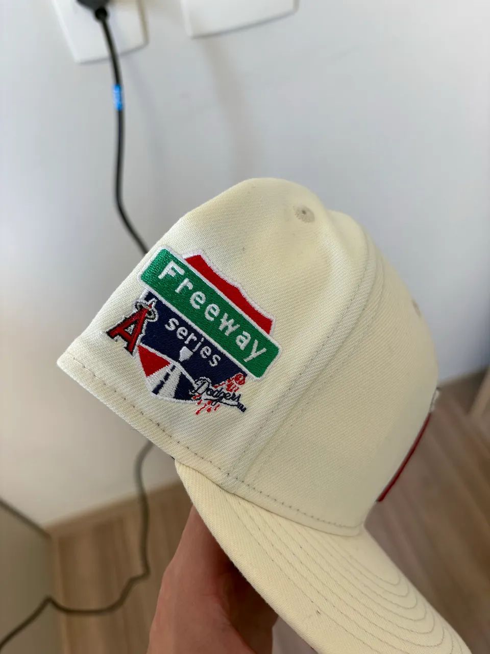 Boné New Era Angels OFF WHITE - Foto 3