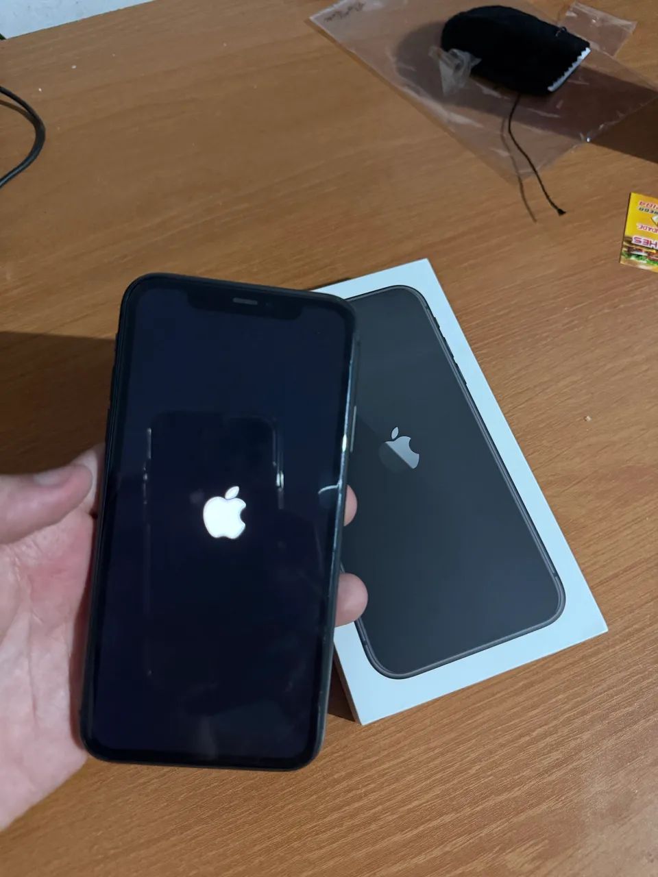 iPhone 11 - 64GB - Celulares e Smartphones - Jardim Aureny II