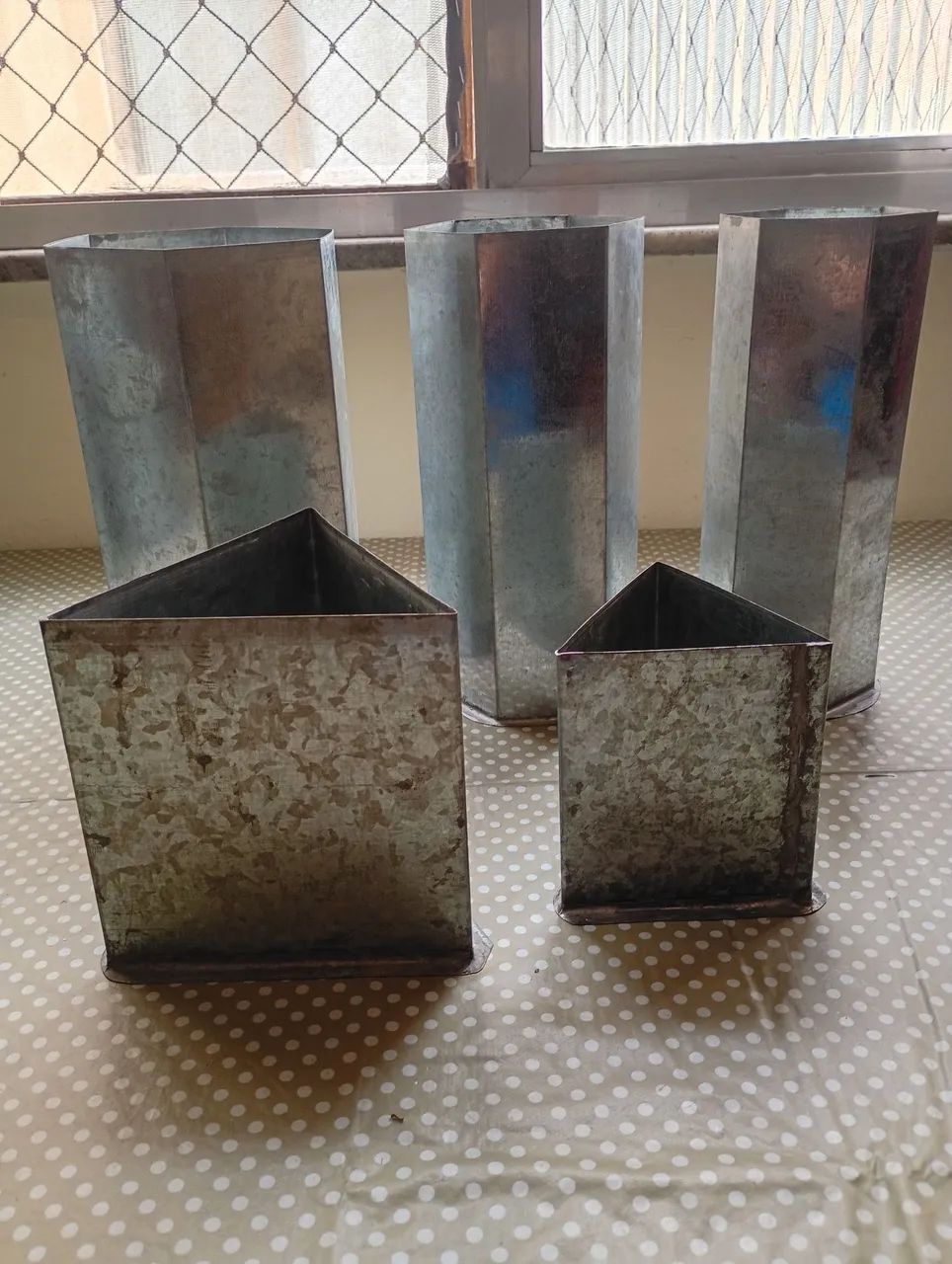 Diversas formas e tamanhos de vela em metal galvanizado - Foto 2