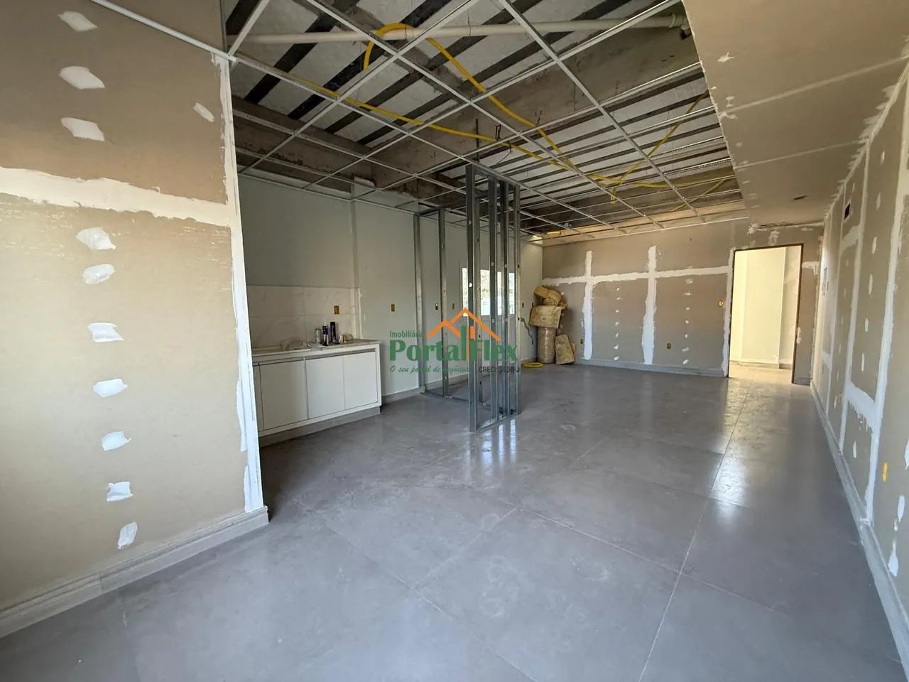 Sala à locação em Jardim Tropical - Serra/ES - Foto 3