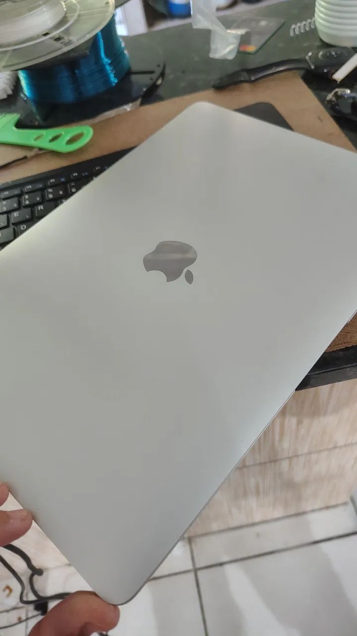 Vendo MacBook Air 13 2020 (A2337)  - Foto 4