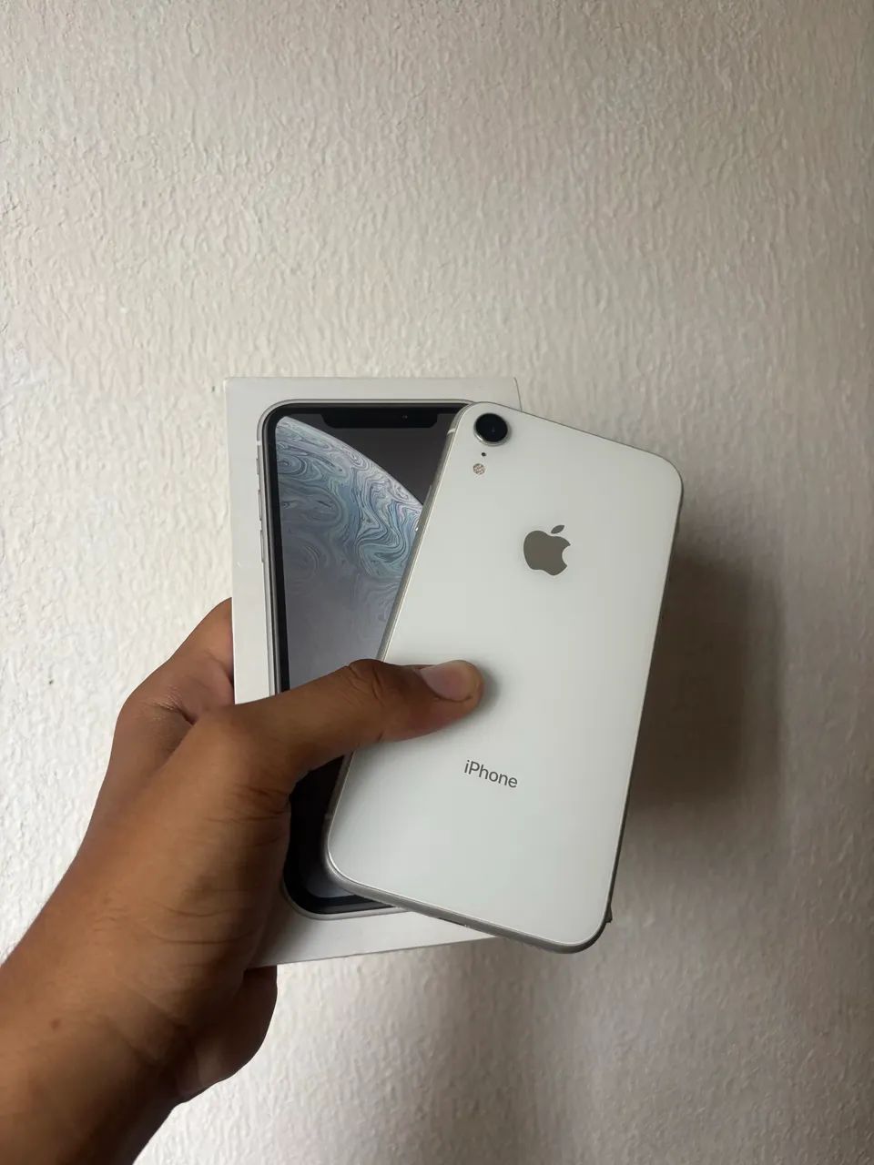 iPhone XR 128GB completo com nota + carregador 