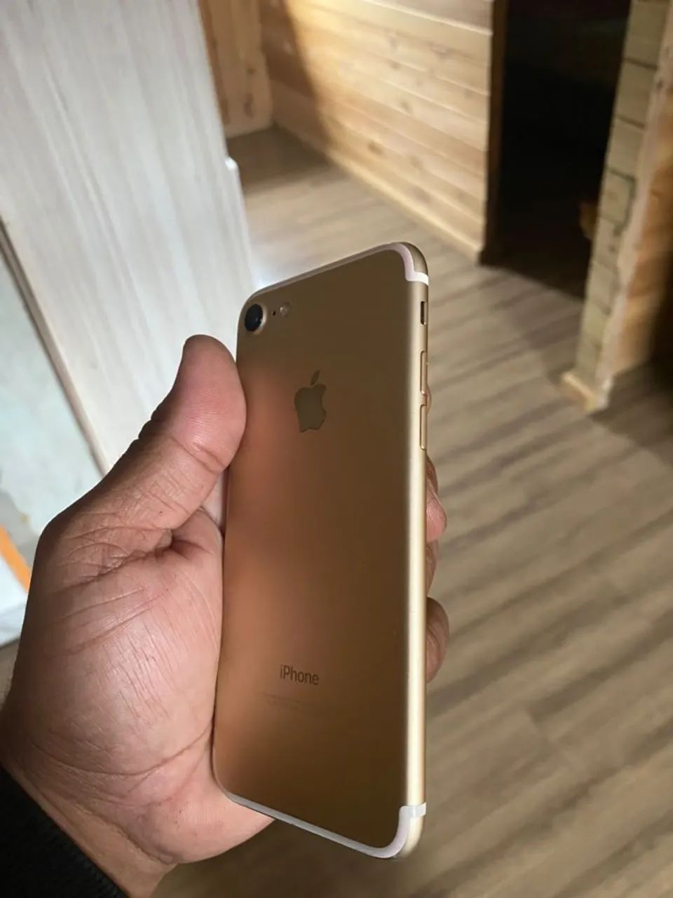 iPhone 7