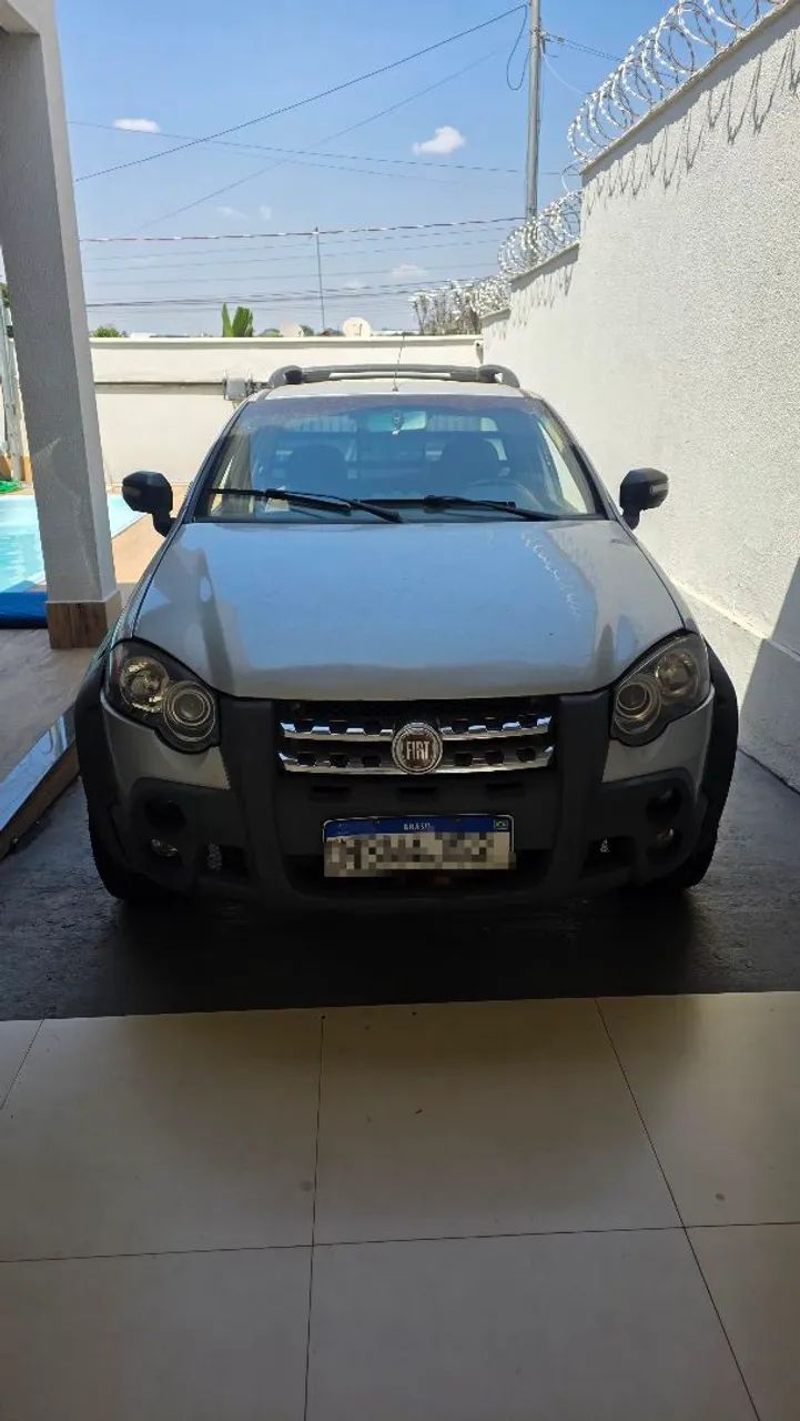 Fiat Strada Strada Adventure 1.8/ 1.8 LOCKER Flex CE 2011