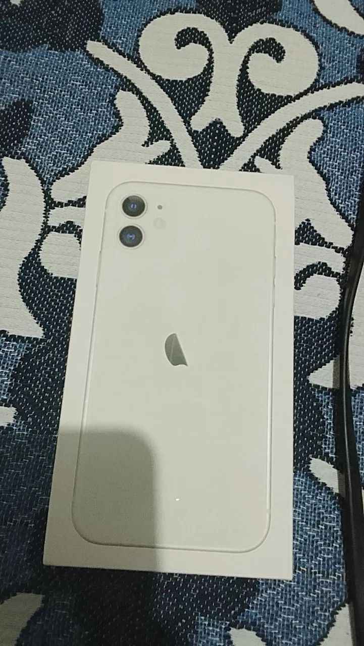 iPhone 11 - 64gb todo original - Foto 2
