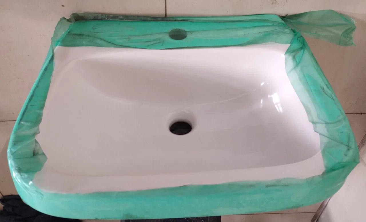 Pia com Coluna Suspensa Celite - Foto 2