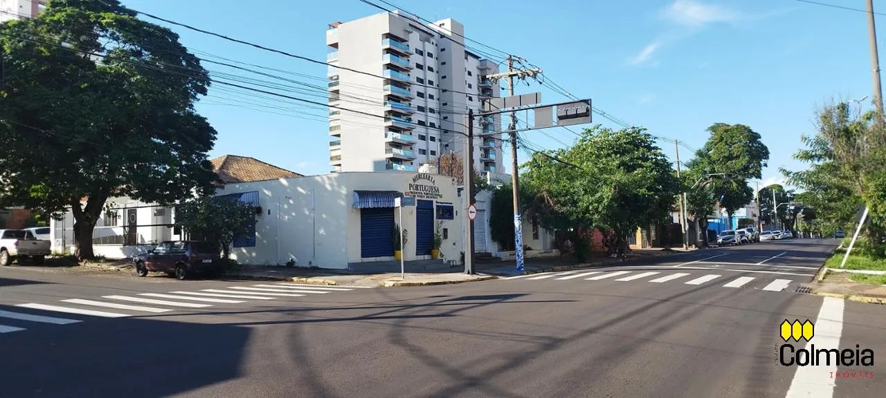 ESQUINA COMERCIAL DE ALTO PADRÃO