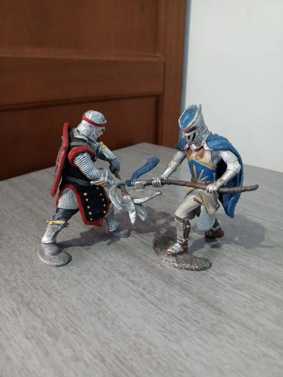 Bonecos medievais Schleich