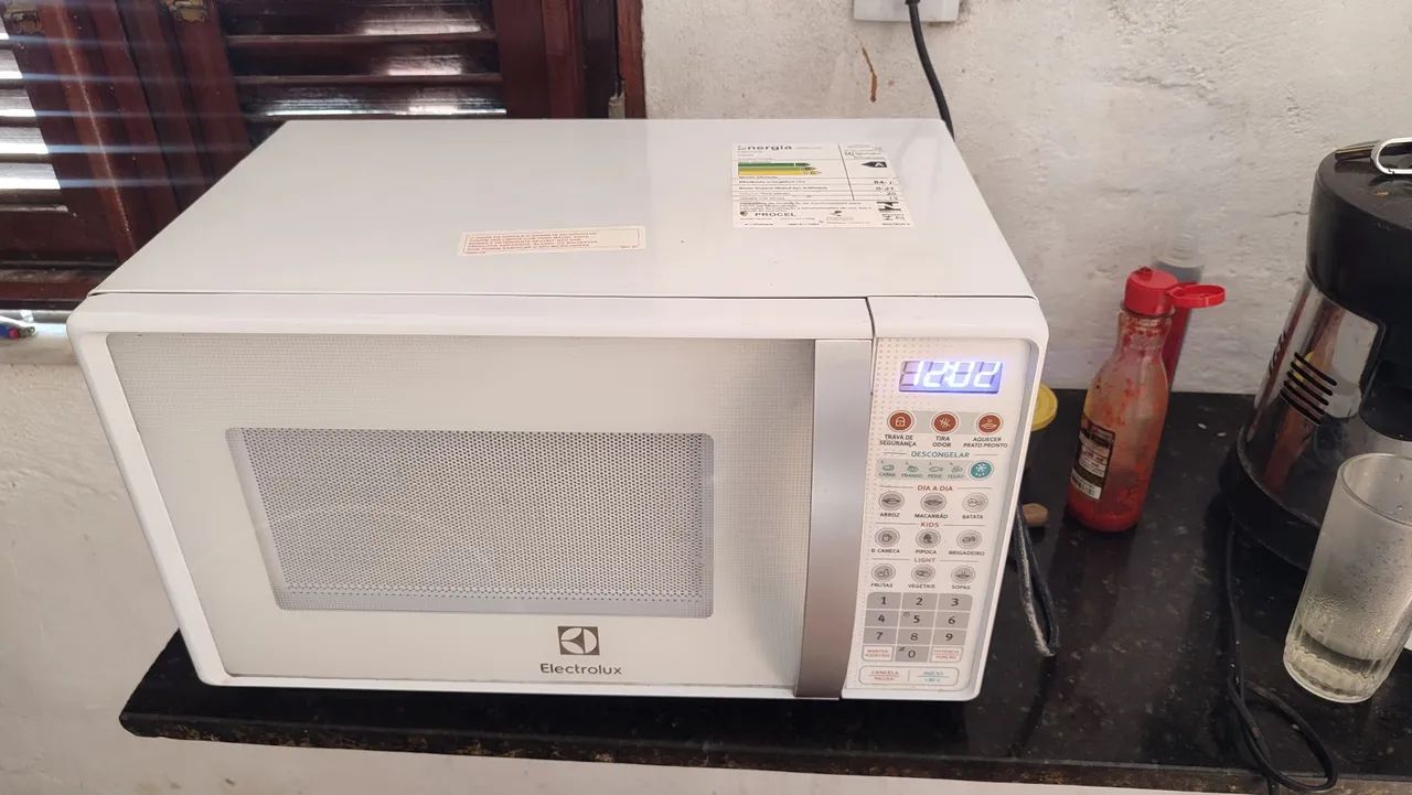 Vendo microondas Electrolux 20 l - Foto 2
