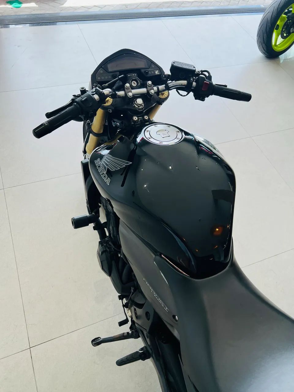 Hornet  - Foto 4