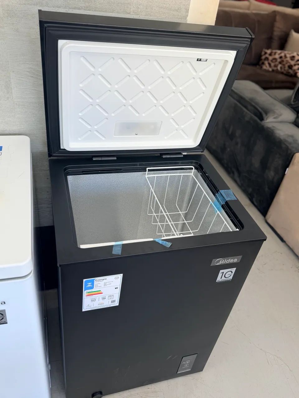 Freezer horizontal MIDEA 100L preto - bivolt  - Foto 2
