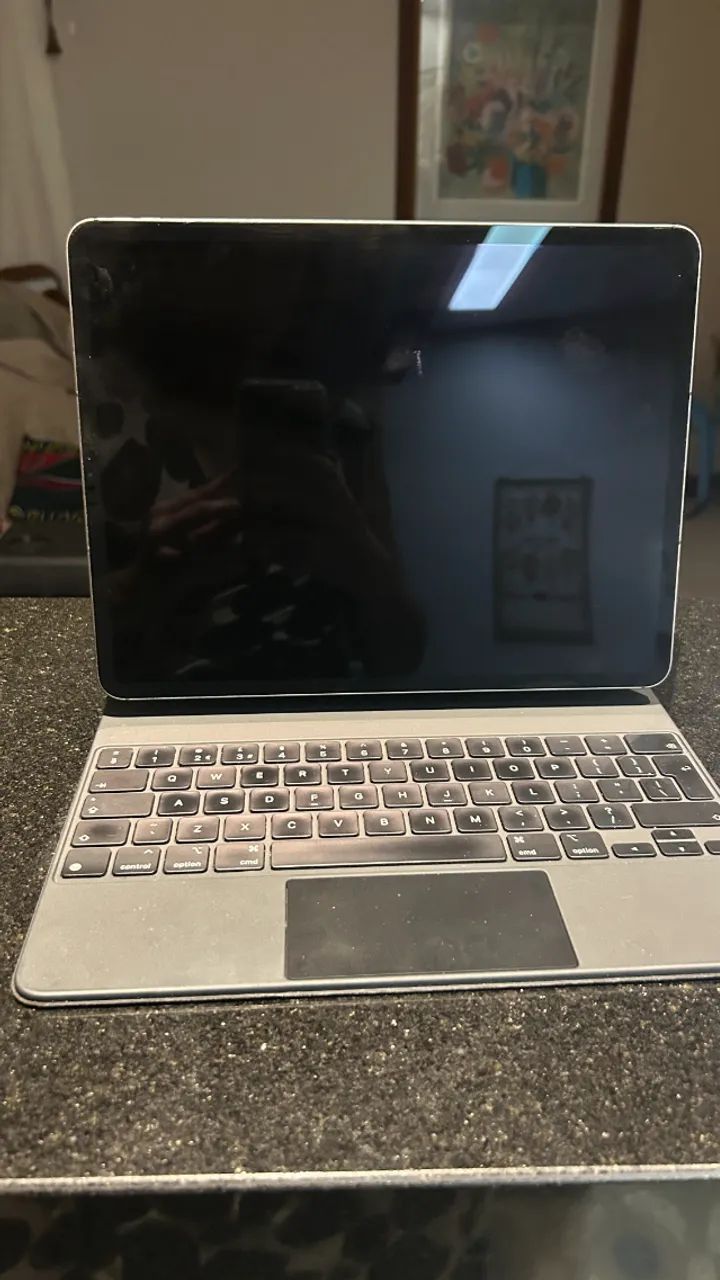 iPad Pro 12.9 M1 256GB 5G + Magic Keyboard (Kit Completo) - Impecável - Foto 3