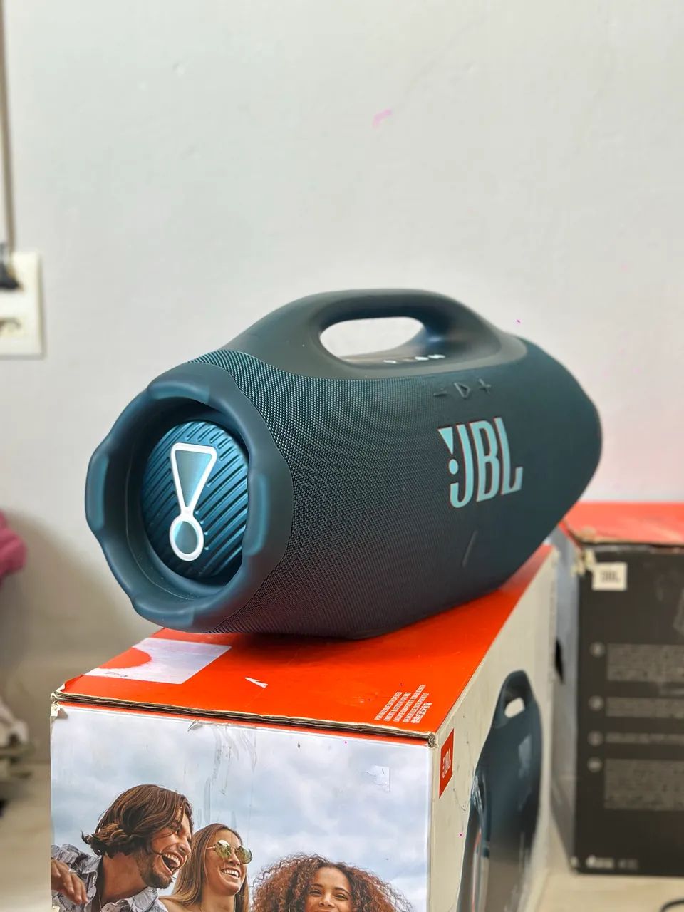 JBL Boombox 4