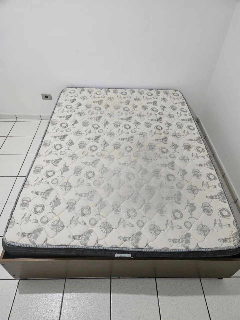 Cama casal completa (estrado+colchão) - Foto 5