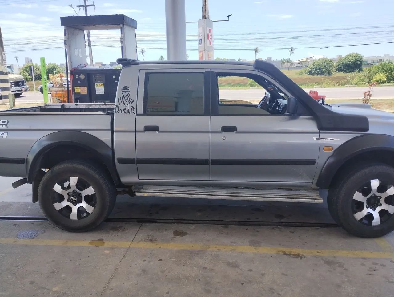 Mitsubishi L200 2011