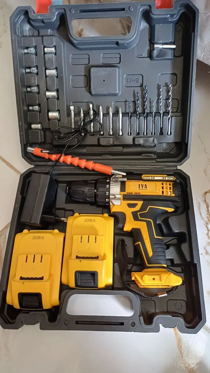 Ferramenta parafusadeira 48v duas baterias NOVA 