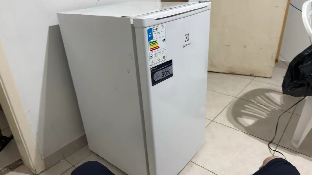 Frigobar Electrolux 120L total - Foto 2