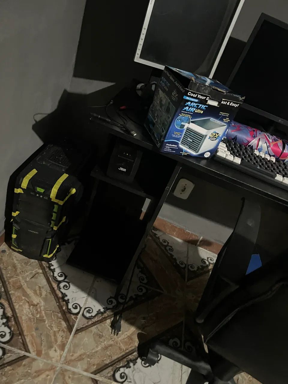 Vendo mesa de computador (comprei outra nova)