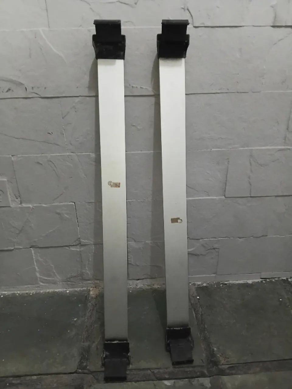 Rack de teto automóvel 