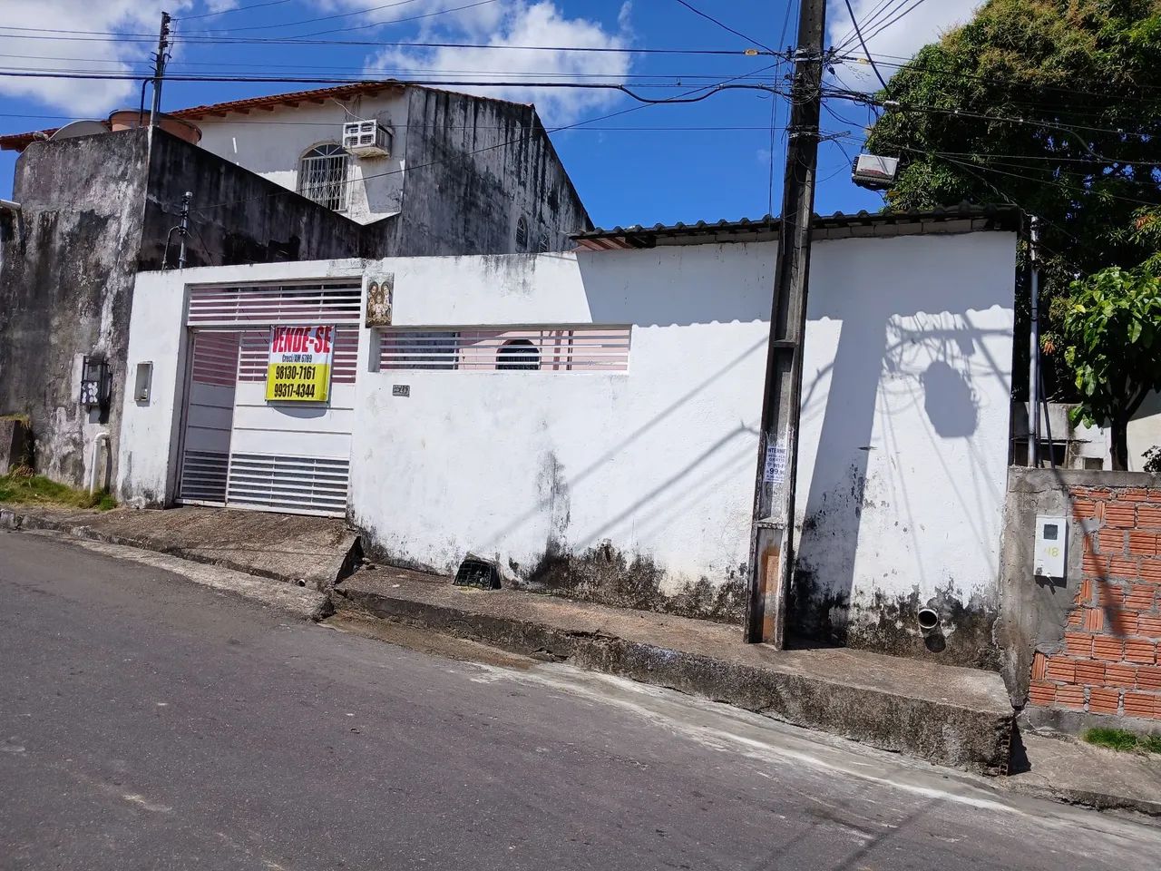 Vende-se casa Conj. Americo Medeiros C.Nova Creci - 6789Am * 