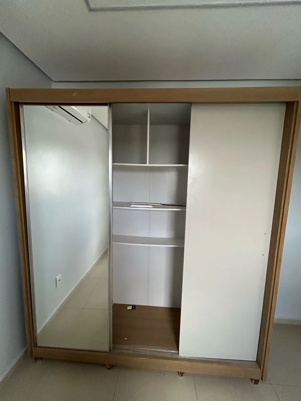Guarda roupas  - Foto 2